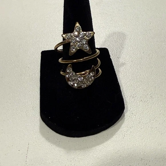Star and Moon Ring Set size 7.5 - Picture 1 of 2